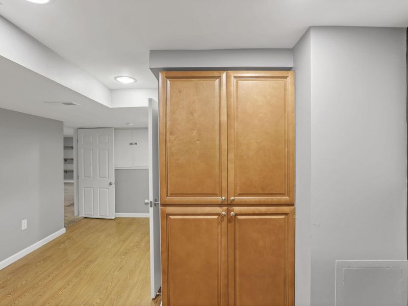 3145 E Broad Street, Columbus, OH 43209 Photo 70
