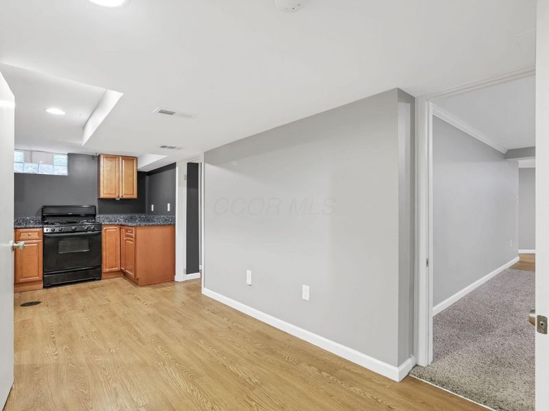 3145 E Broad Street, Columbus, OH 43209 Photo 73
