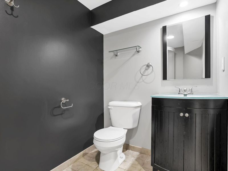 3145 E Broad Street, Columbus, OH 43209 Photo 75