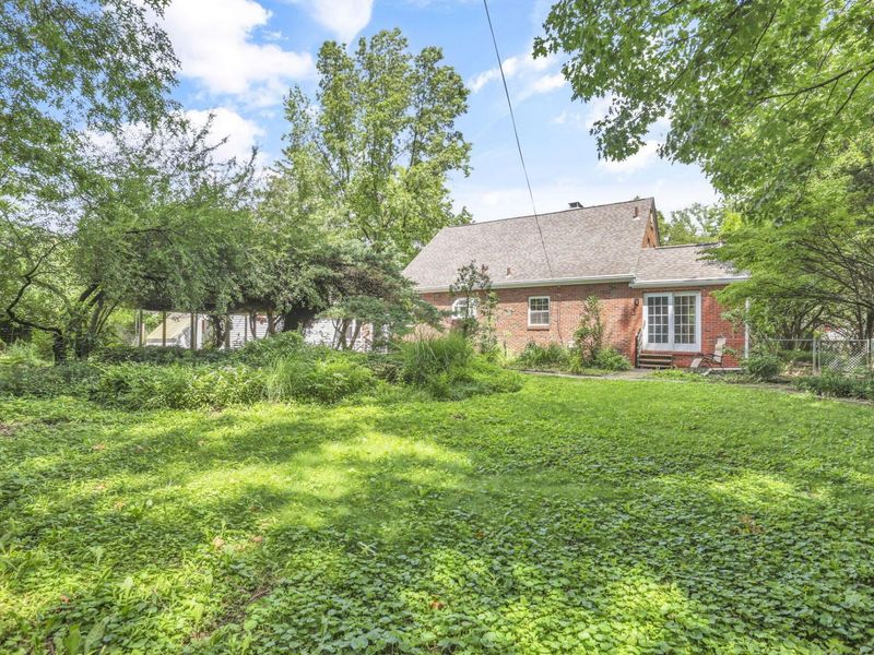3145 E Broad Street, Columbus, OH 43209 Photo 89