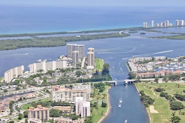 108 Lakeshore Drive, Unit 141, North Palm Beach, FL 33408 Photo
