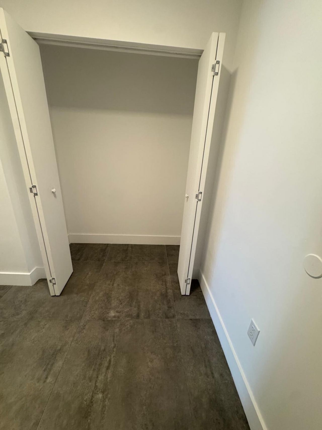 2010 SW 25th Terrace, Unit 305, Miami, FL 33133 Photo