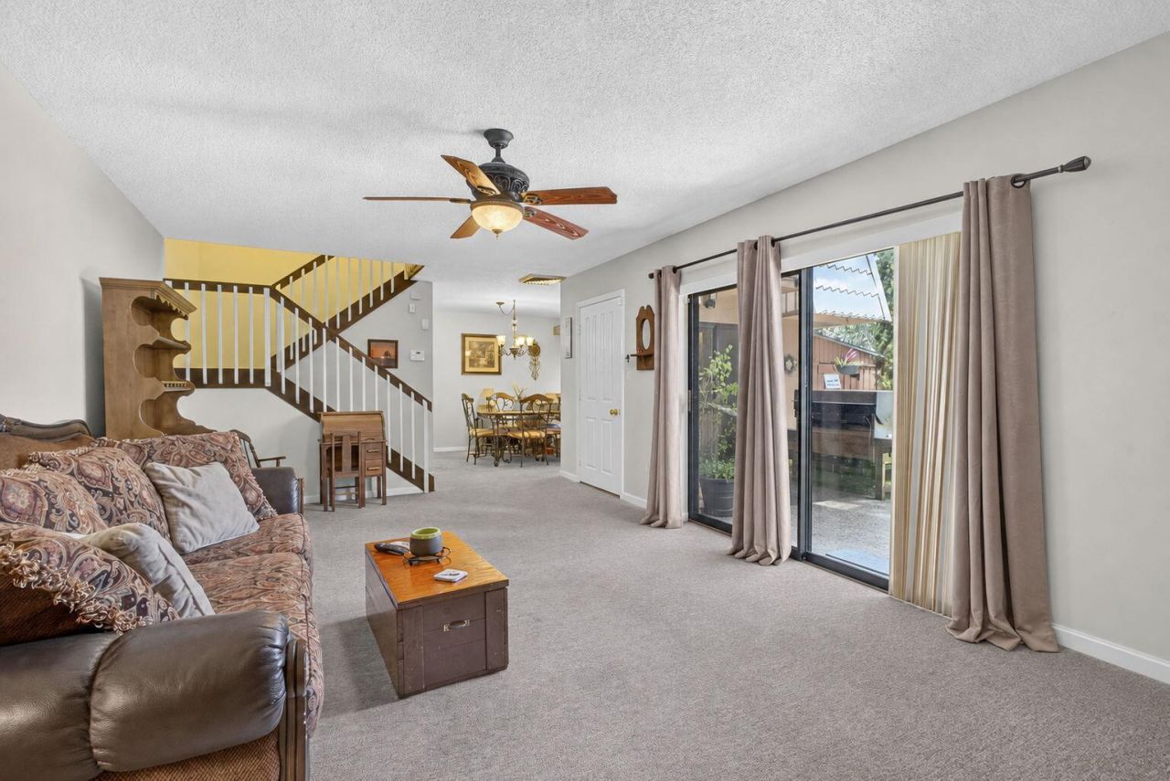 5034 50th Way, West Palm Beach, FL 33409 Photo