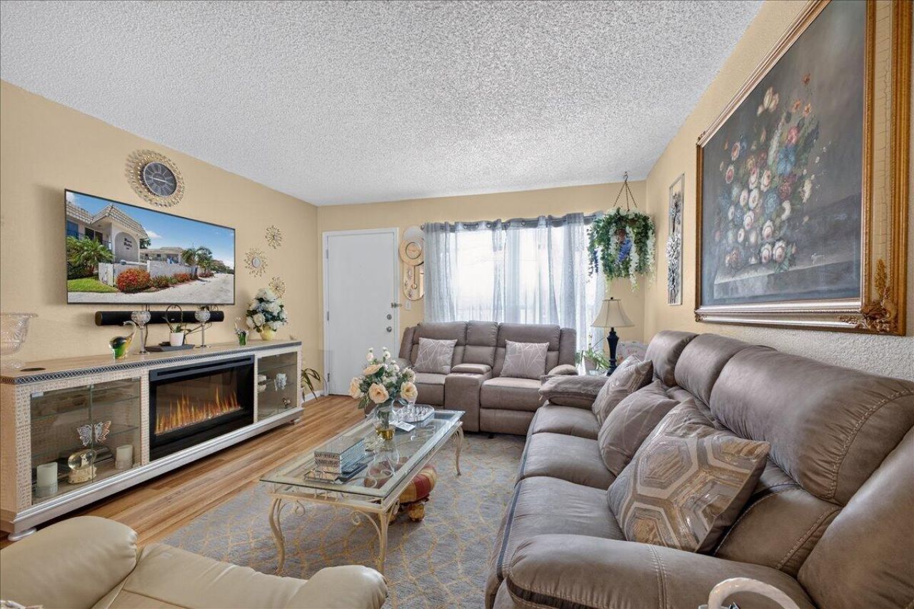 55 SE 14th Street, Unit 2060, Boca Raton, FL 33432 Photo