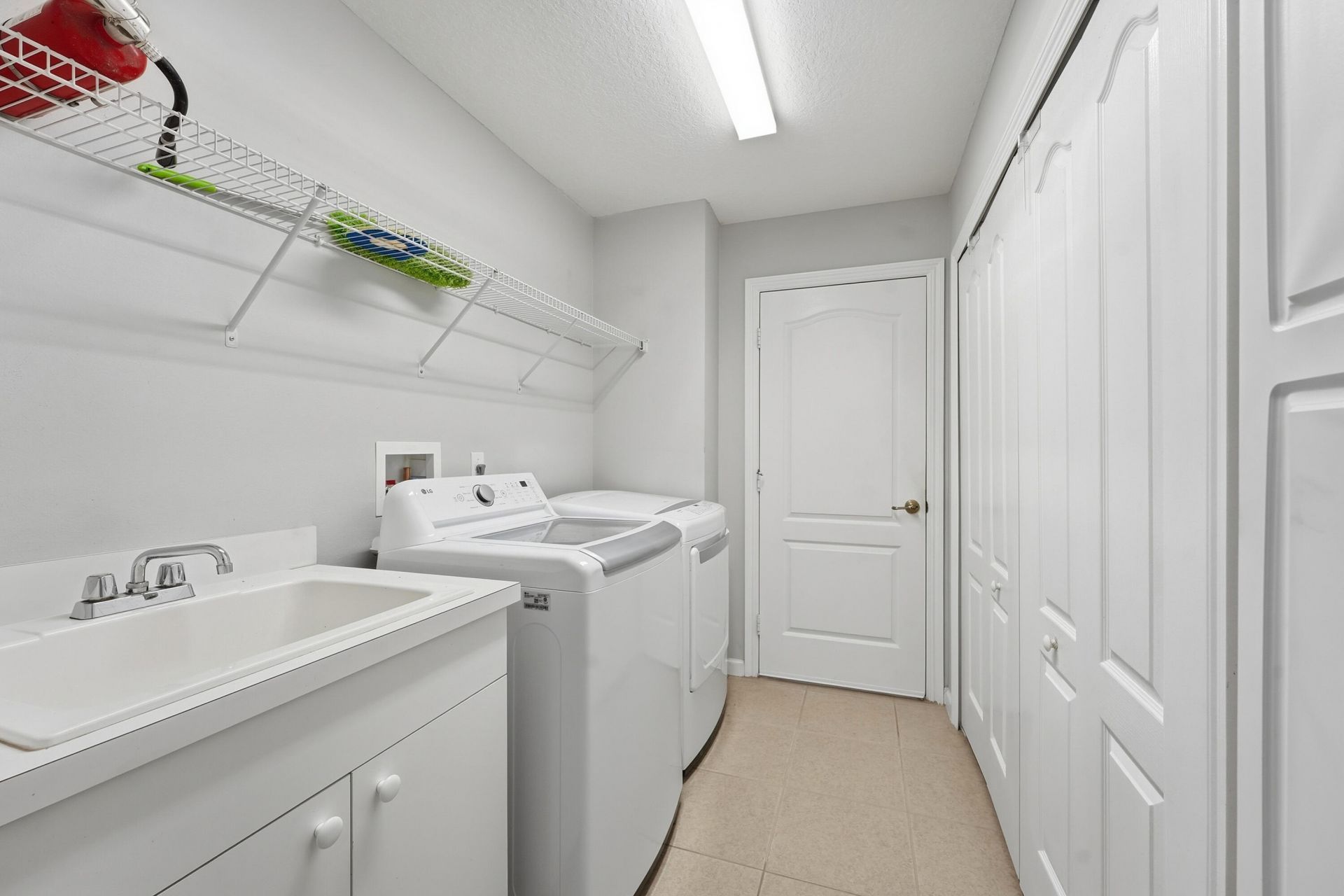 2314 SE Calcutta Circle, Port Saint Lucie, FL 34952 Photo