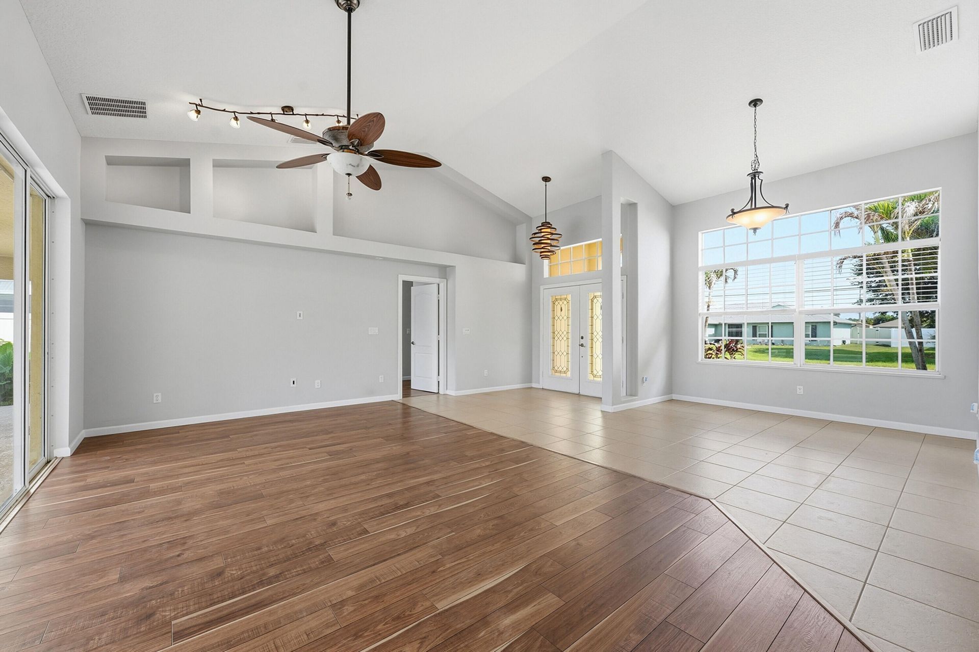 2314 SE Calcutta Circle, Port Saint Lucie, FL 34952 Photo