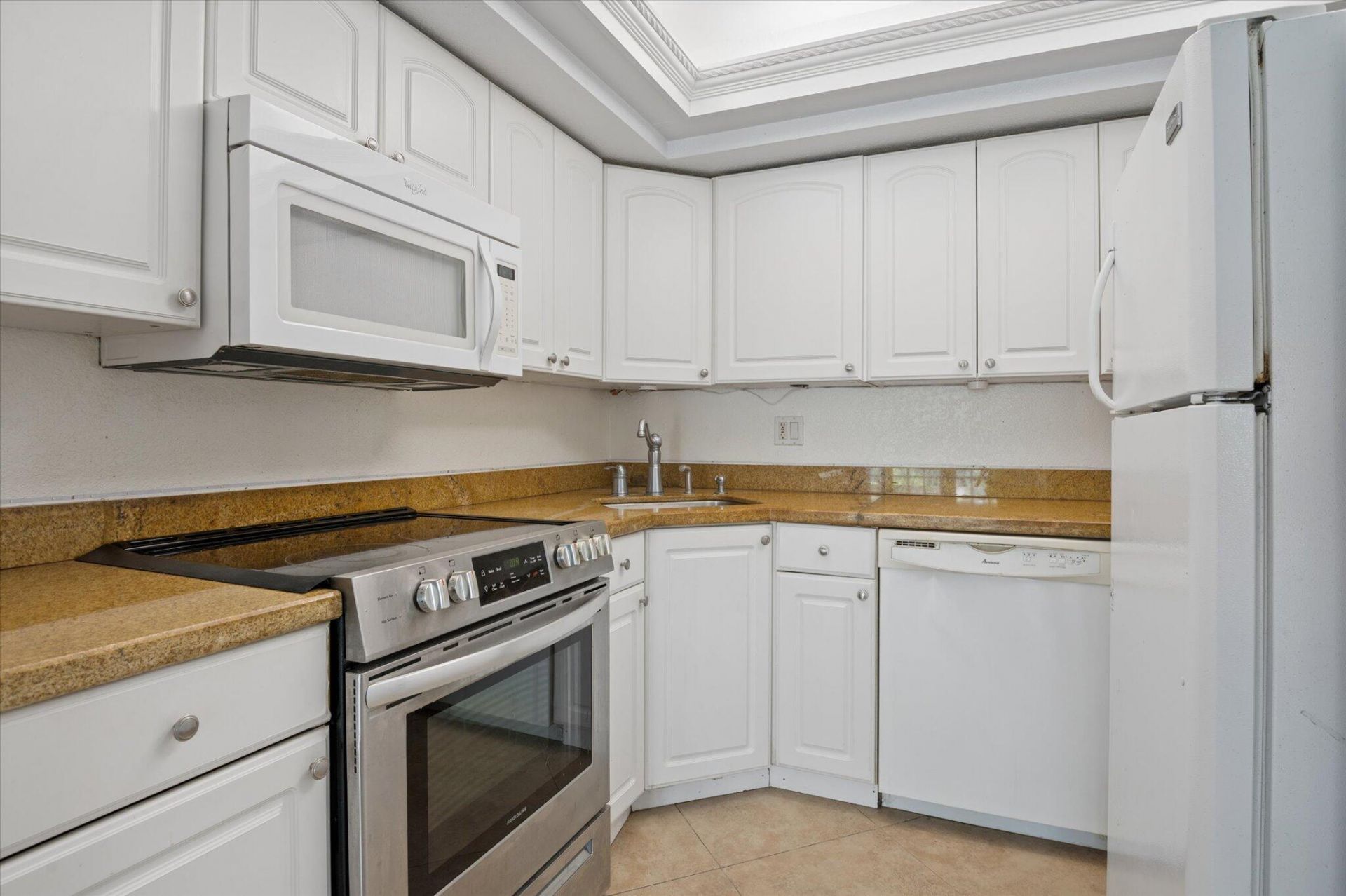 2420 SE 17th Street, Unit 207c, Fort Lauderdale, FL 33316 Photo