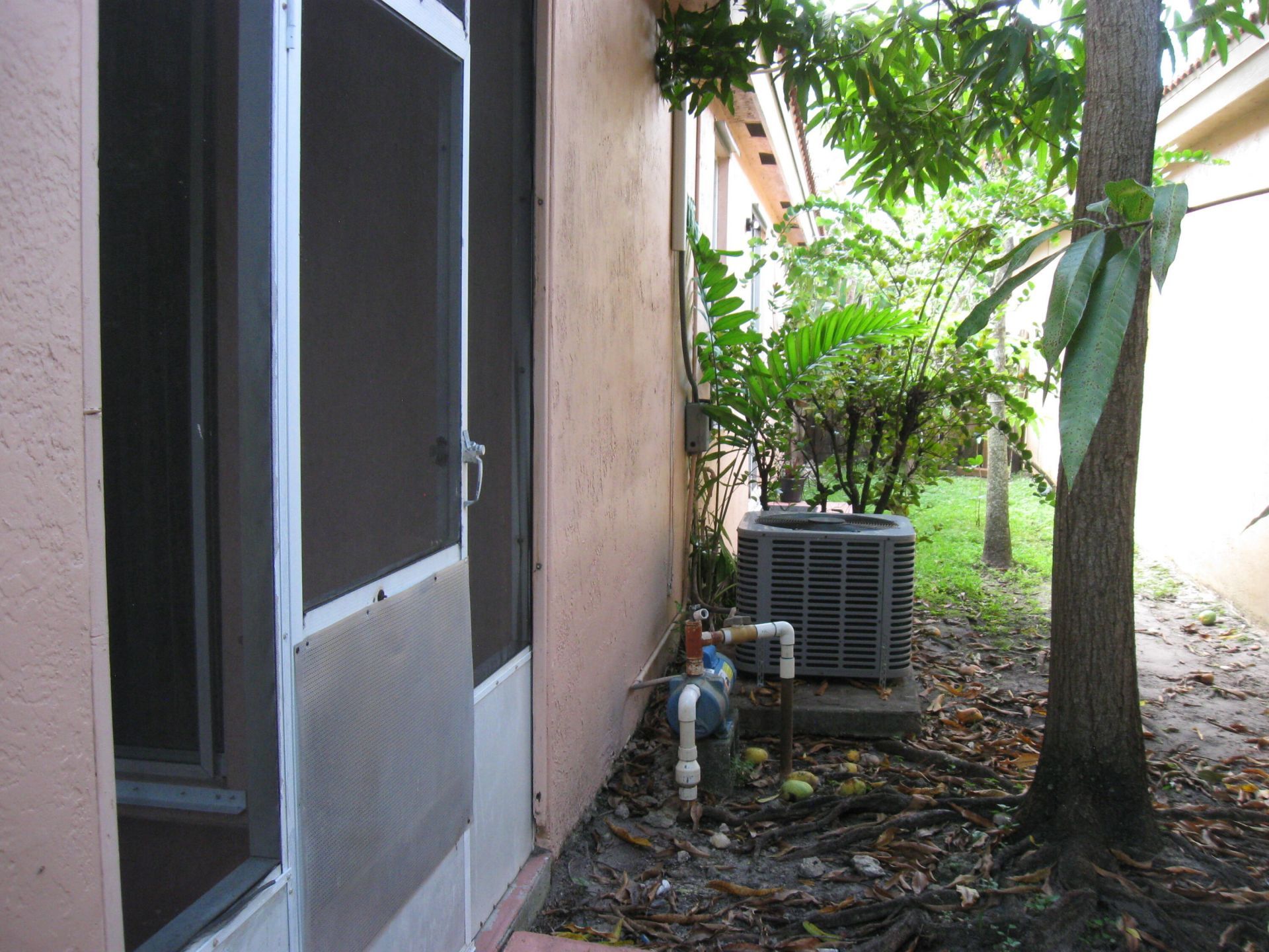 10232 SW 16th Court, Pembroke Pines, FL 33025 Photo