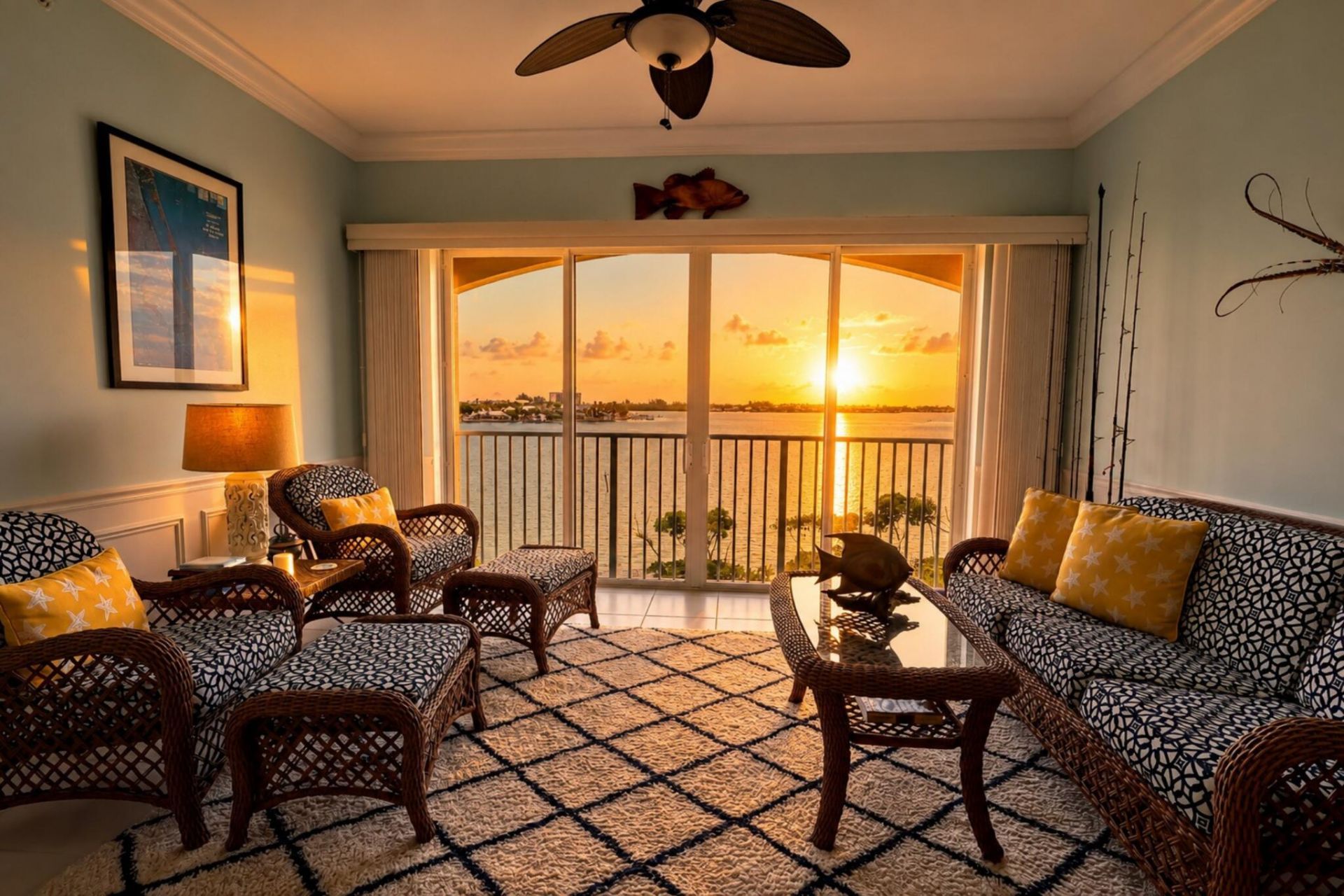 21 Harbour Isle Drive W, Unit Ph02, Fort Pierce, FL 34949 Photo