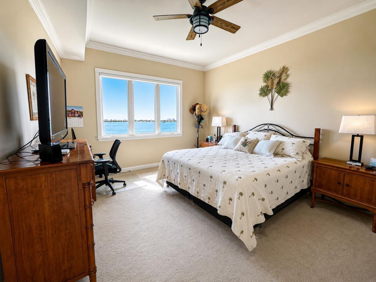 21 Harbour Isle Drive W, Unit Ph02, Fort Pierce, FL 34949 Photo