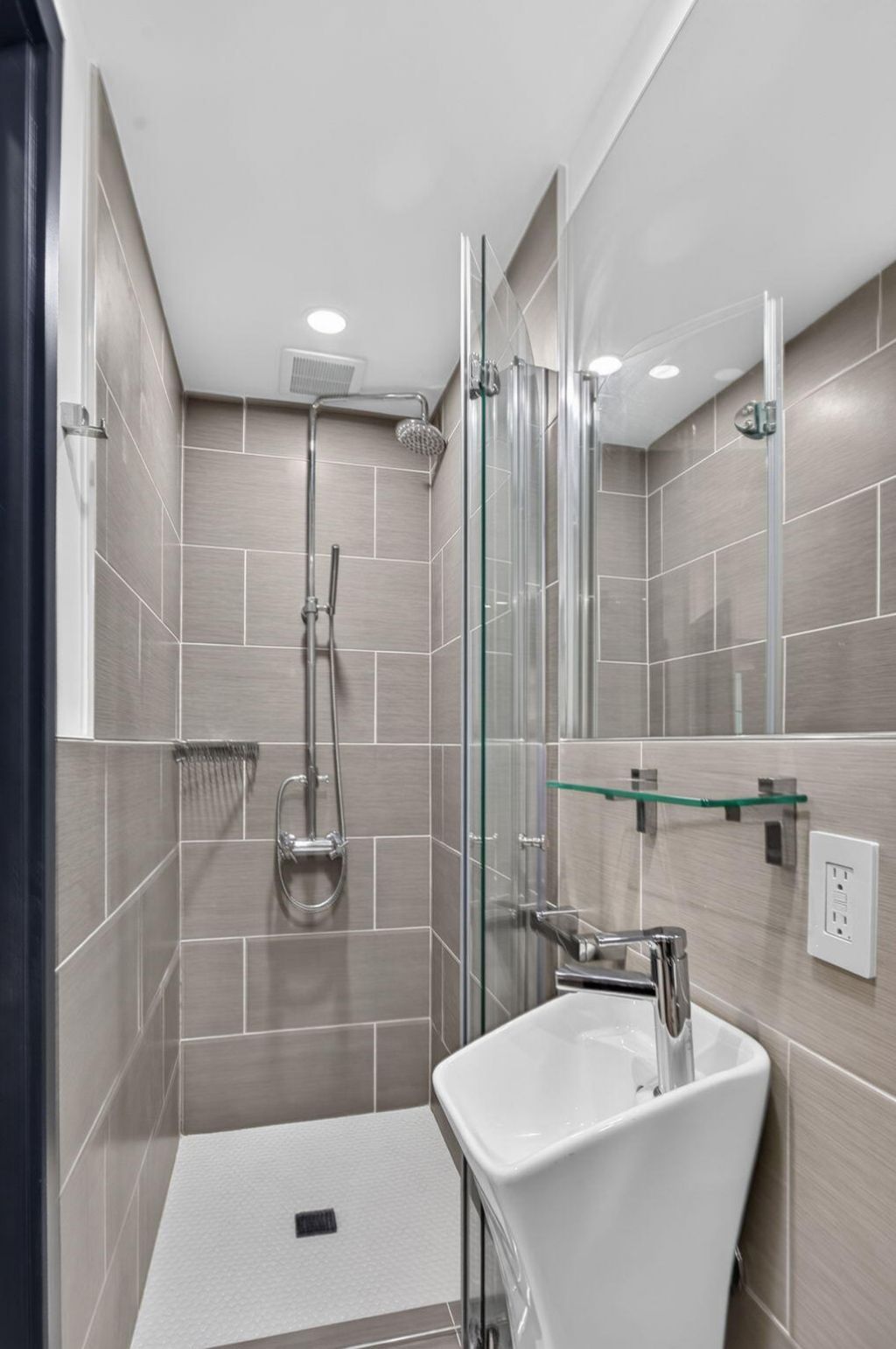 2614 NE 15th Street, Fort Lauderdale, FL 33304 Photo