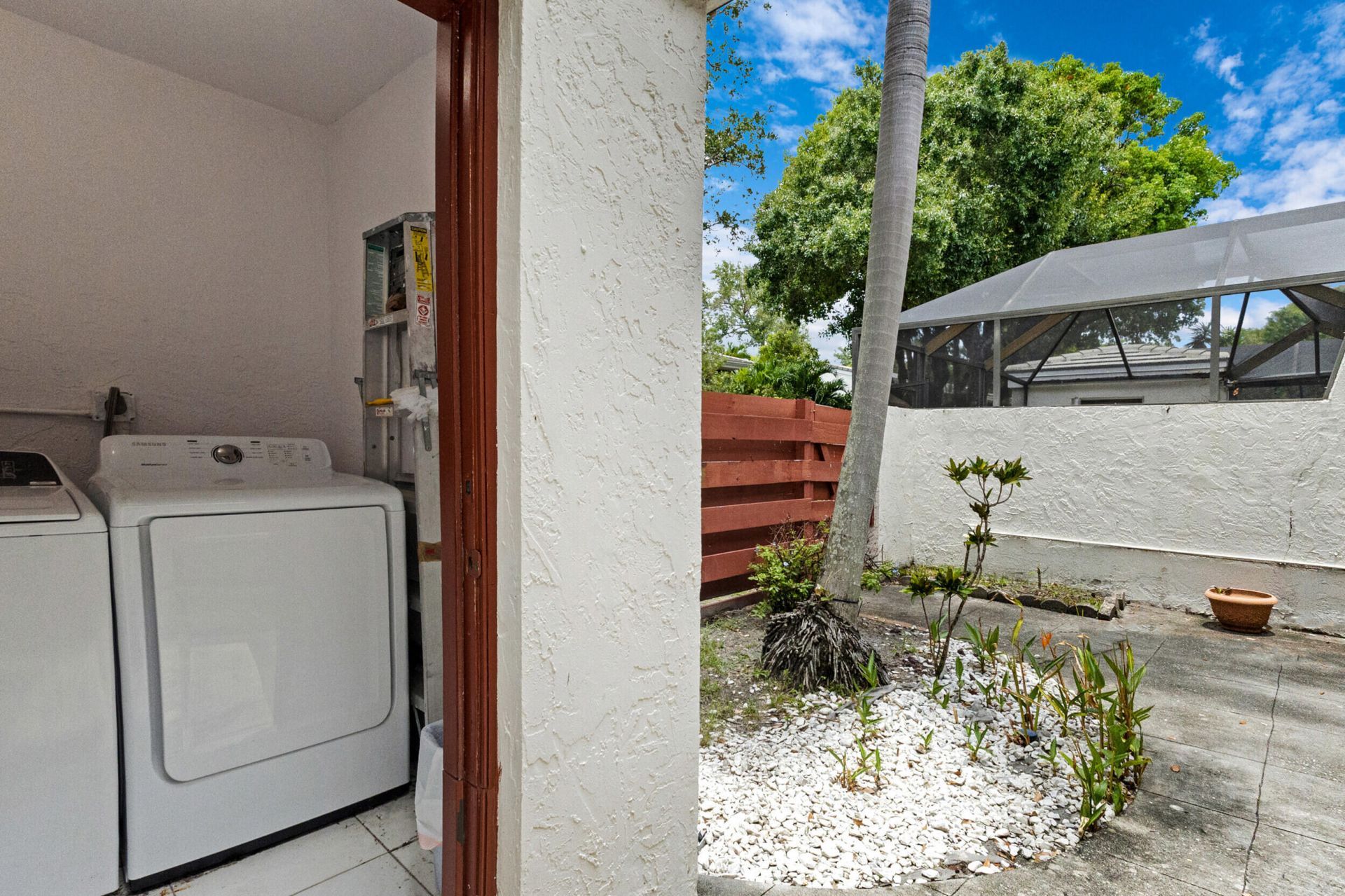 3015 Oaktree Lane, Unit 277, Hollywood, FL 33021 Photo