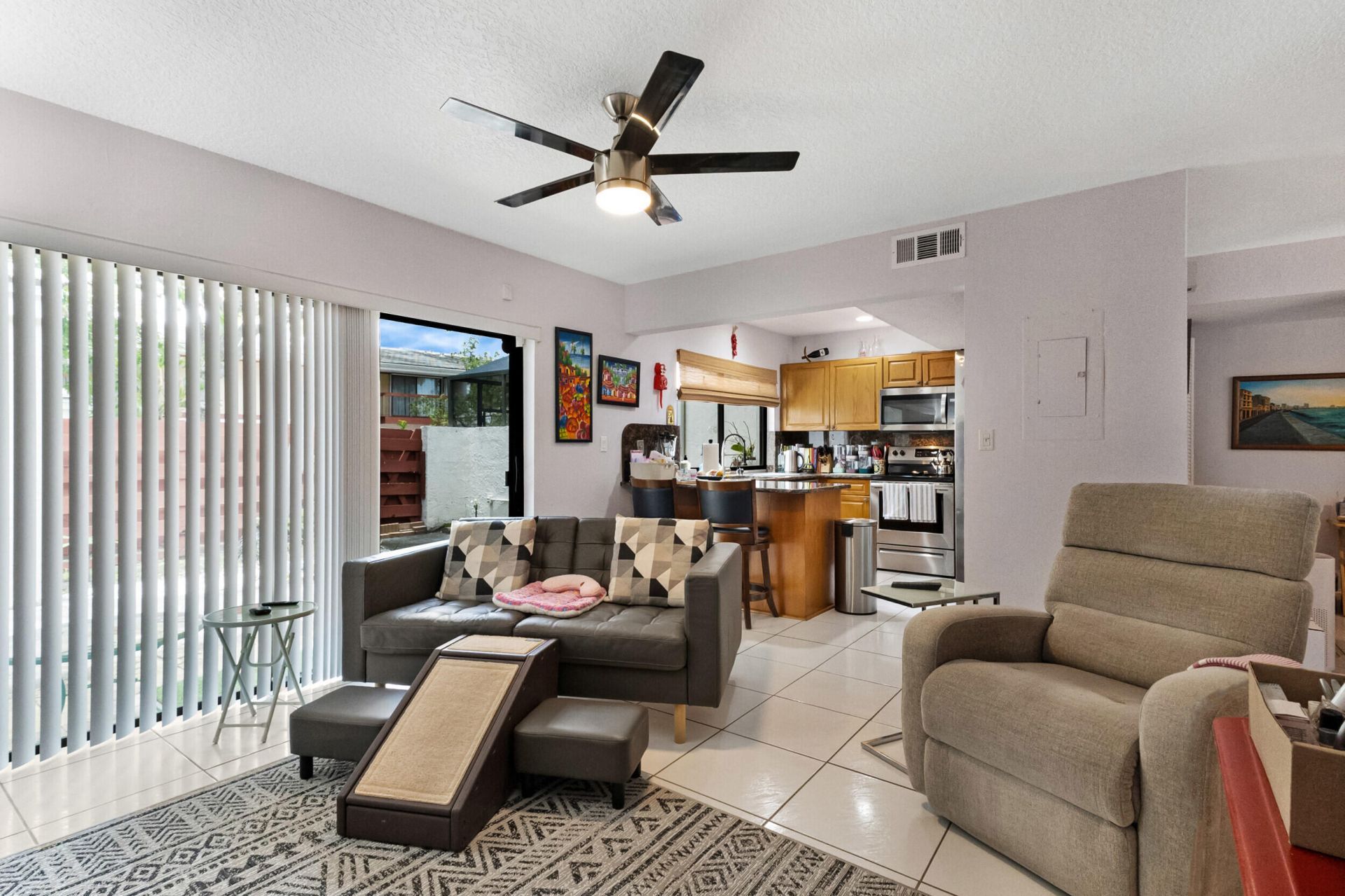 3015 Oaktree Lane, Unit 277, Hollywood, FL 33021 Photo