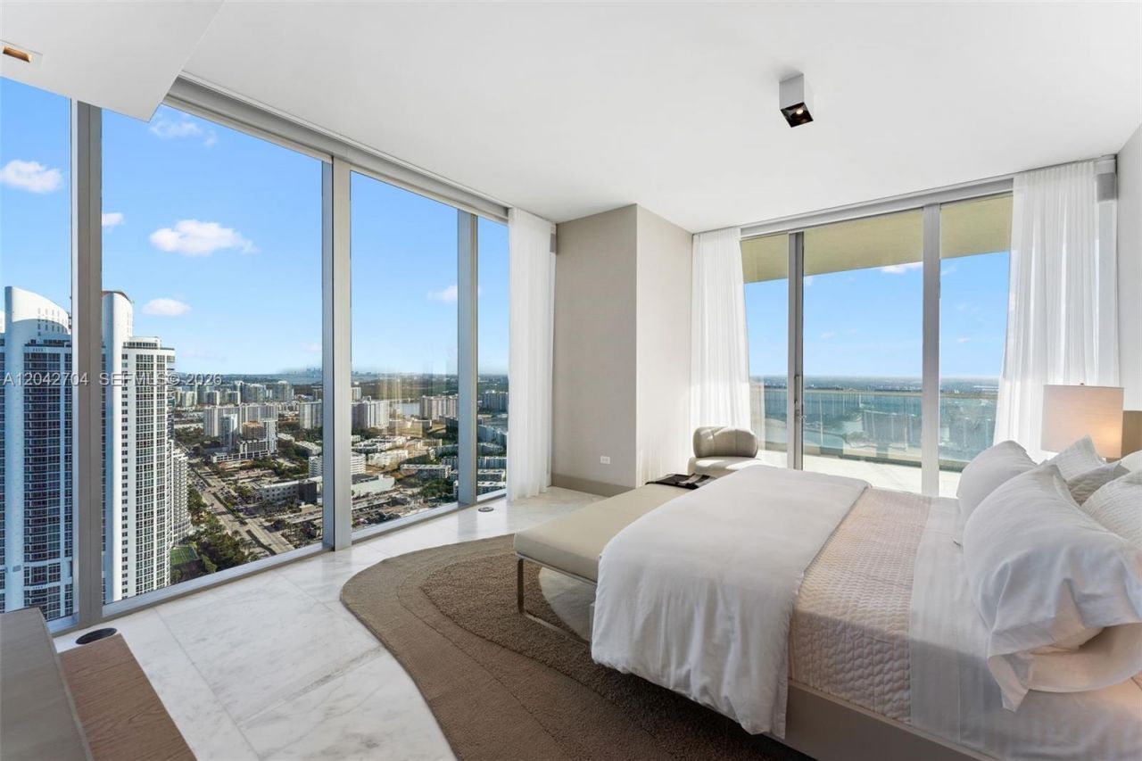 18501 Collins Ave , Unit 4003-04, Sunny Isles Beach, FL 33160 Photo