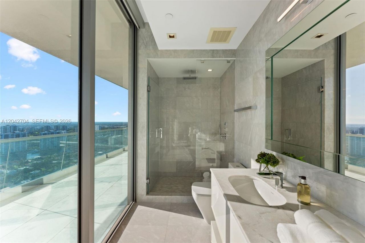 18501 Collins Ave , Unit 4003-04, Sunny Isles Beach, FL 33160 Photo