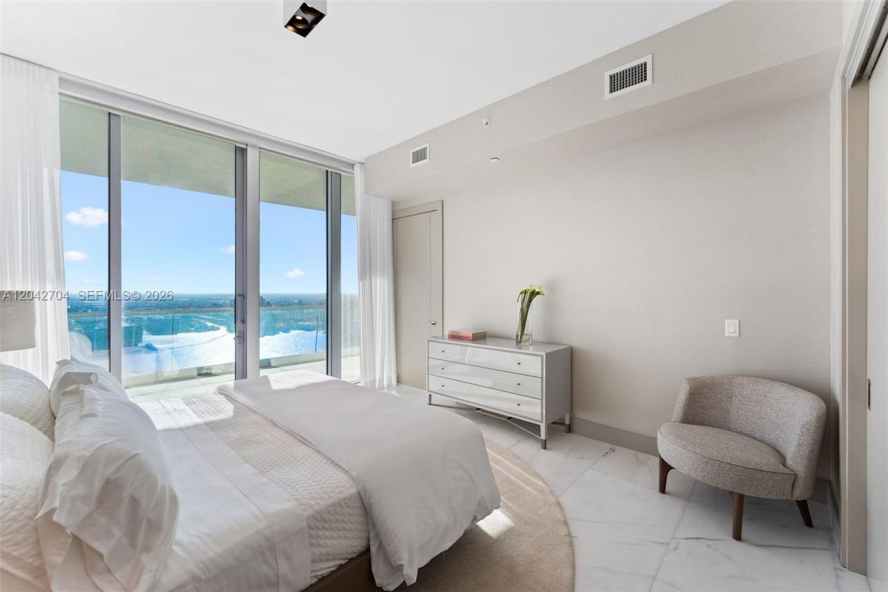 18501 Collins Ave , Unit 4003-04, Sunny Isles Beach, FL 33160 Photo