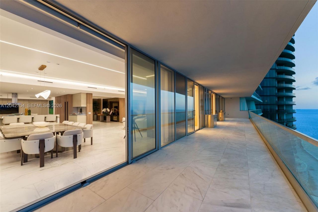 18501 Collins Ave , Unit 4003-04, Sunny Isles Beach, FL 33160 Photo