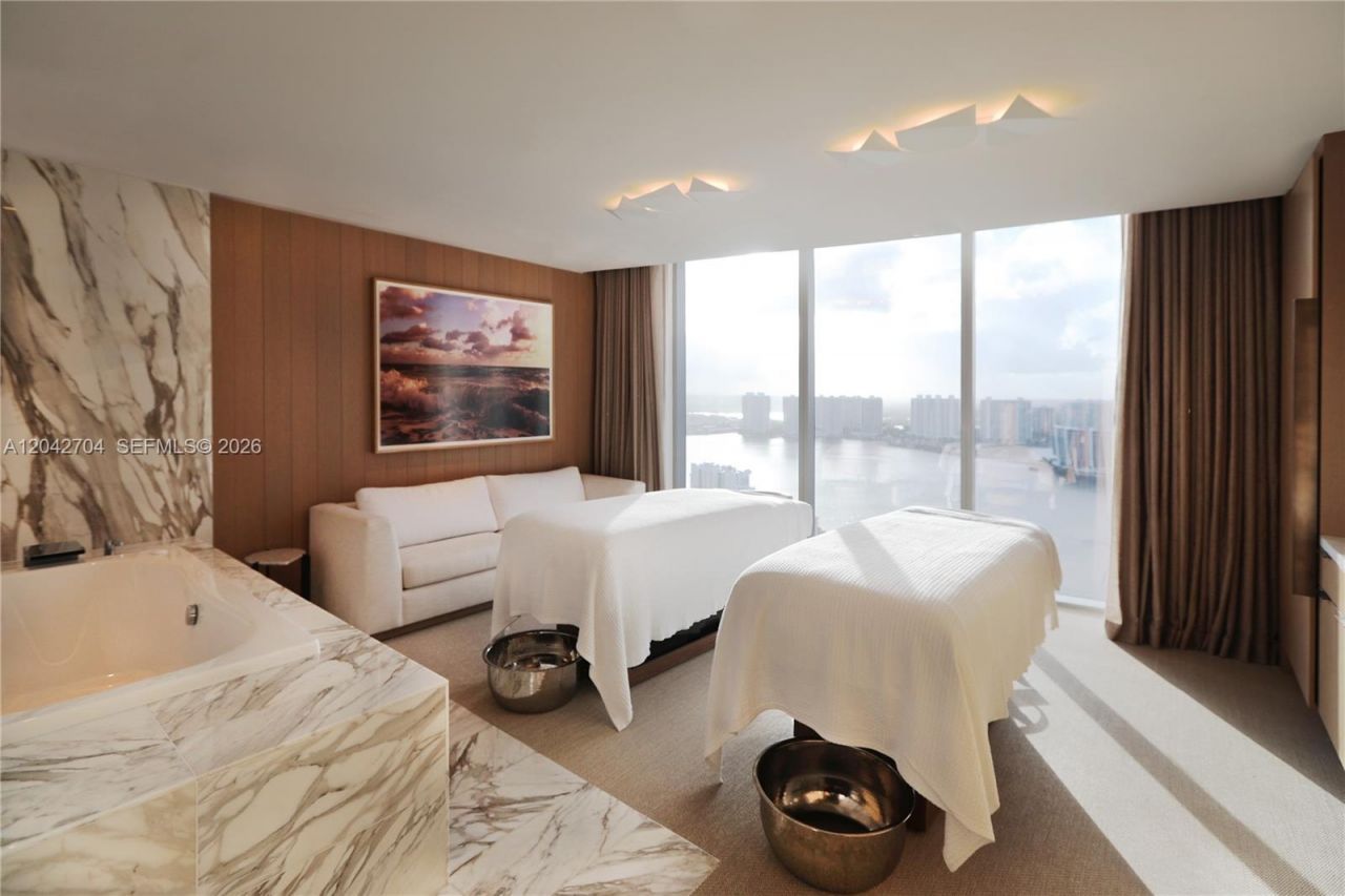 18501 Collins Ave , Unit 4003-04, Sunny Isles Beach, FL 33160 Photo