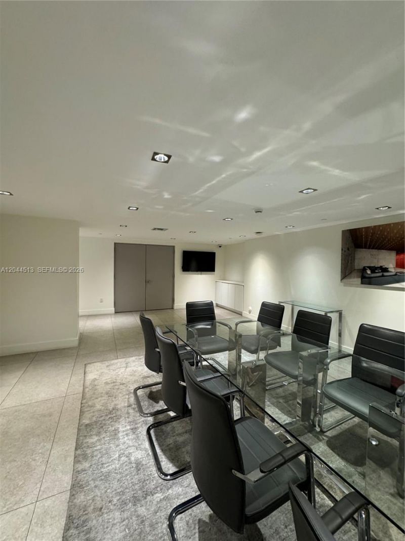 1100 S Miami Ave, Unit 2002, Miami, FL 33130 Photo