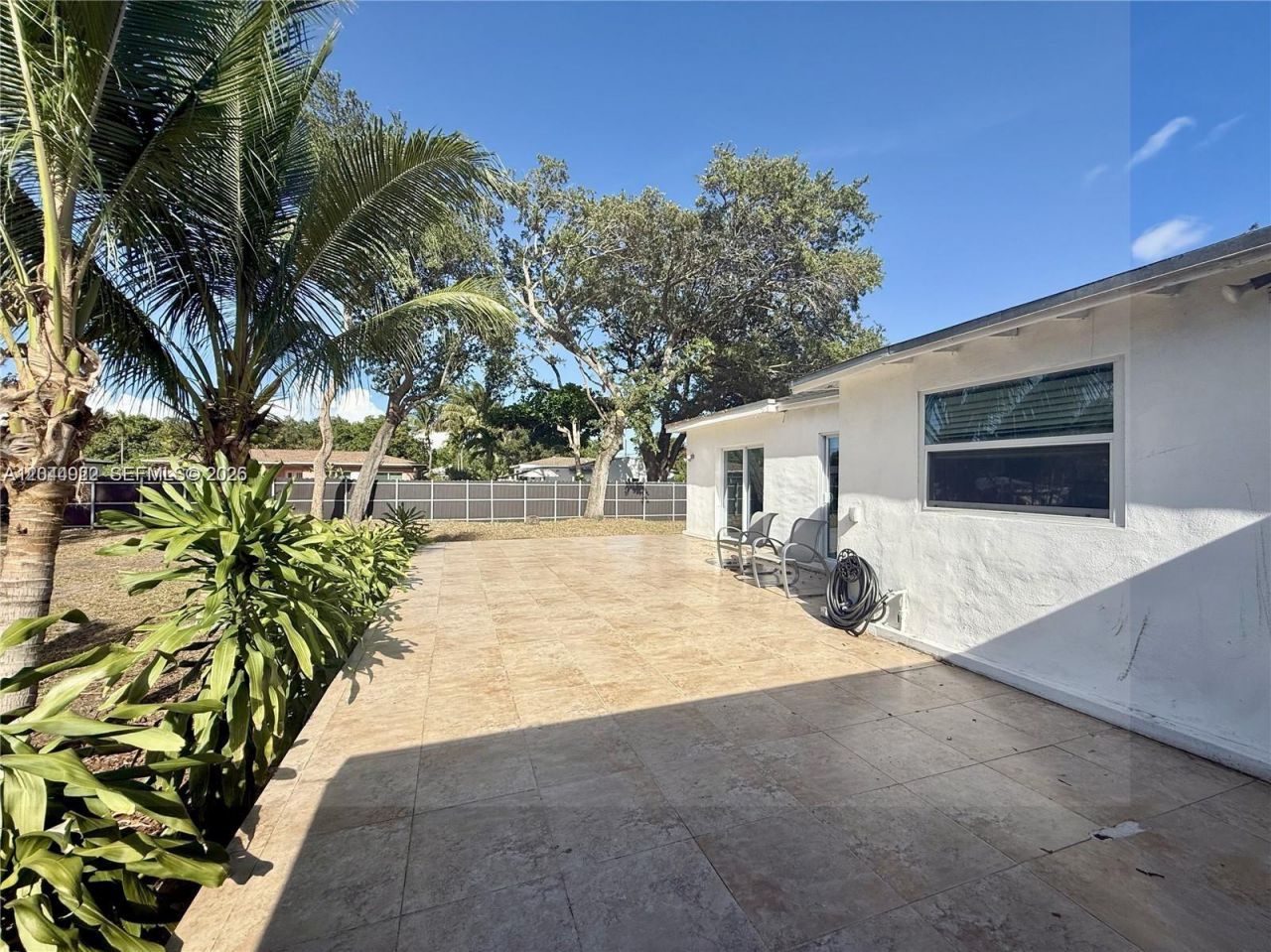 947 NE 149th St , Miami, FL 33161 Photo