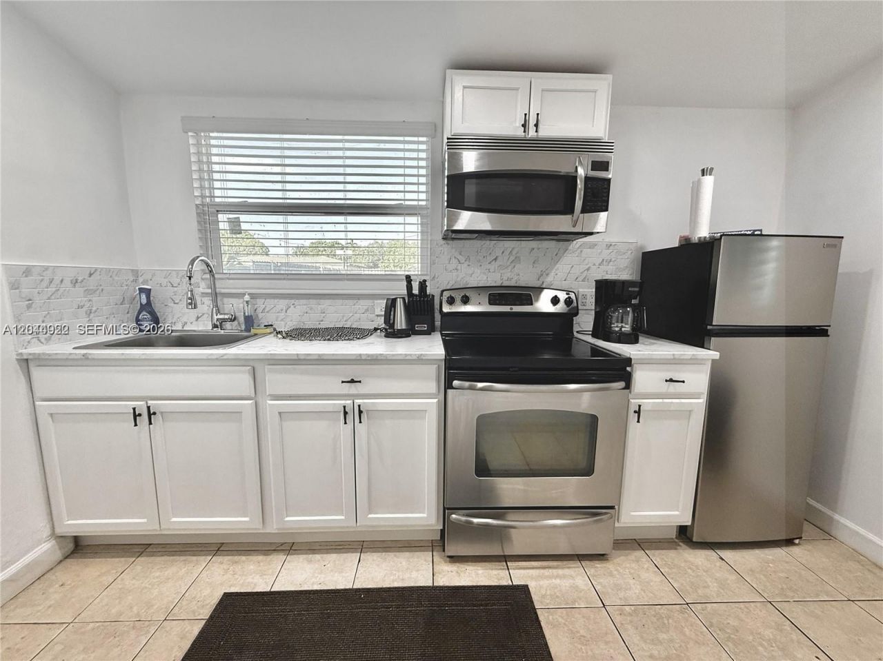 947 NE 149th St , Miami, FL 33161 Photo