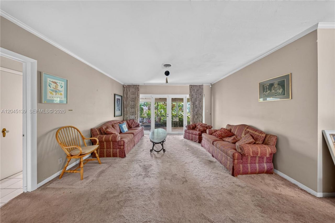 8340 SW 151st St, Palmetto Bay, FL 33158 Photo