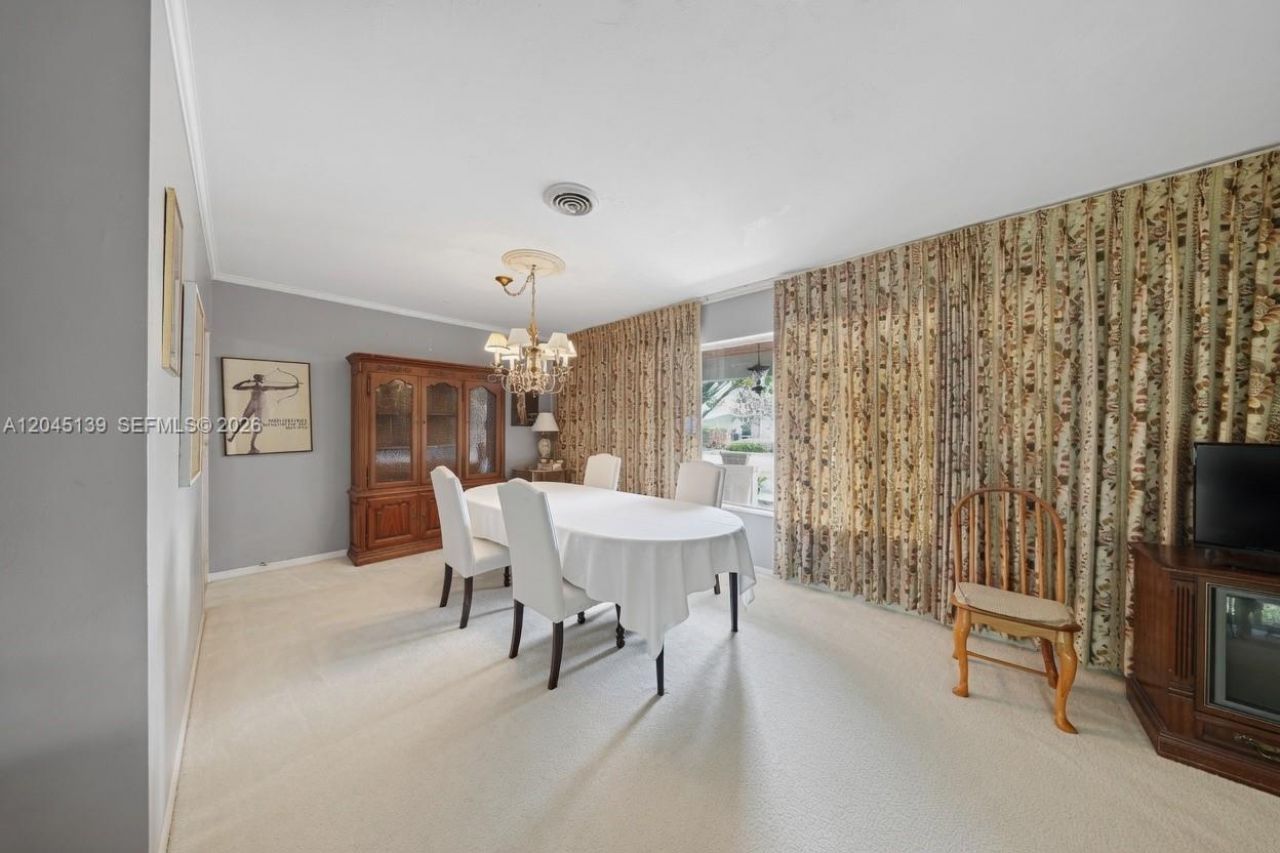 8340 SW 151st St, Palmetto Bay, FL 33158 Photo