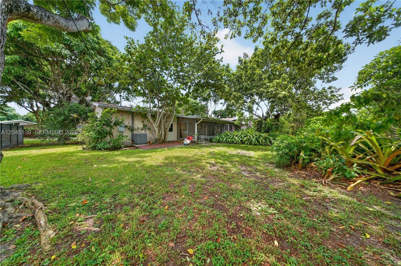 8340 SW 151st St, Palmetto Bay, FL 33158 Photo