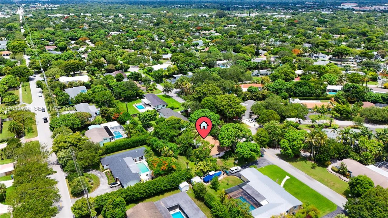 8340 SW 151st St, Palmetto Bay, FL 33158 Photo
