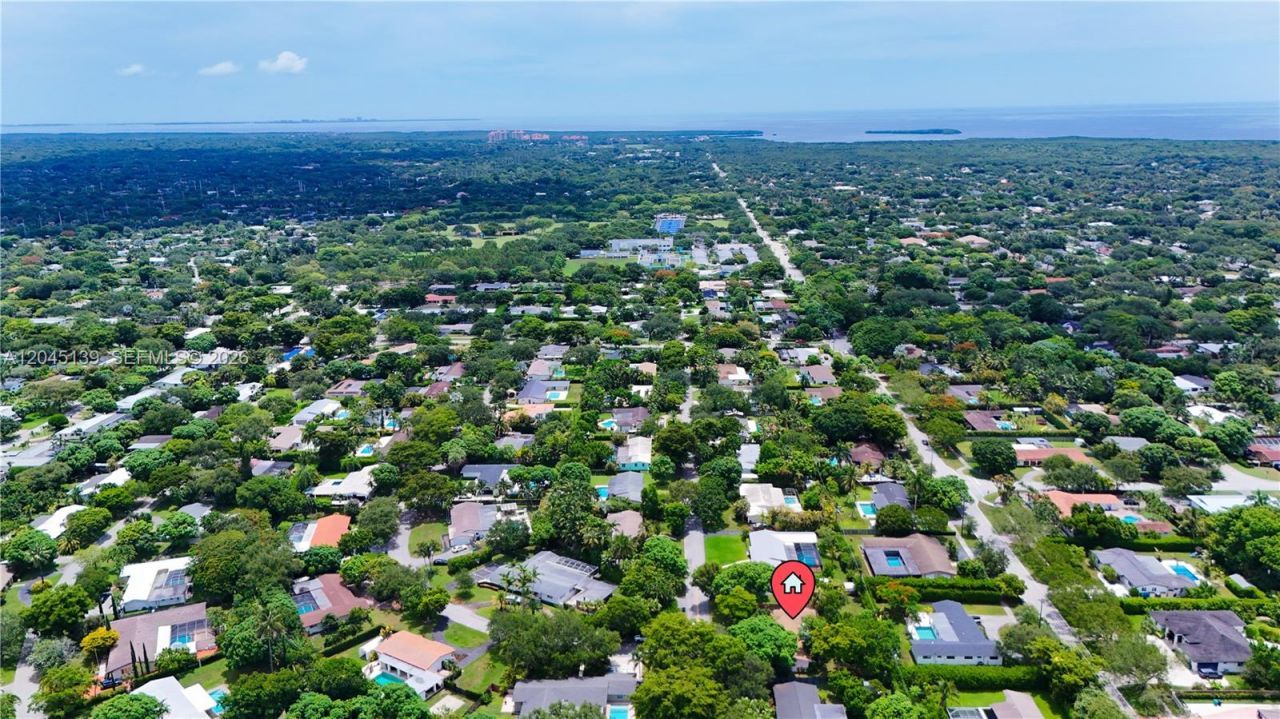 8340 SW 151st St, Palmetto Bay, FL 33158 Photo