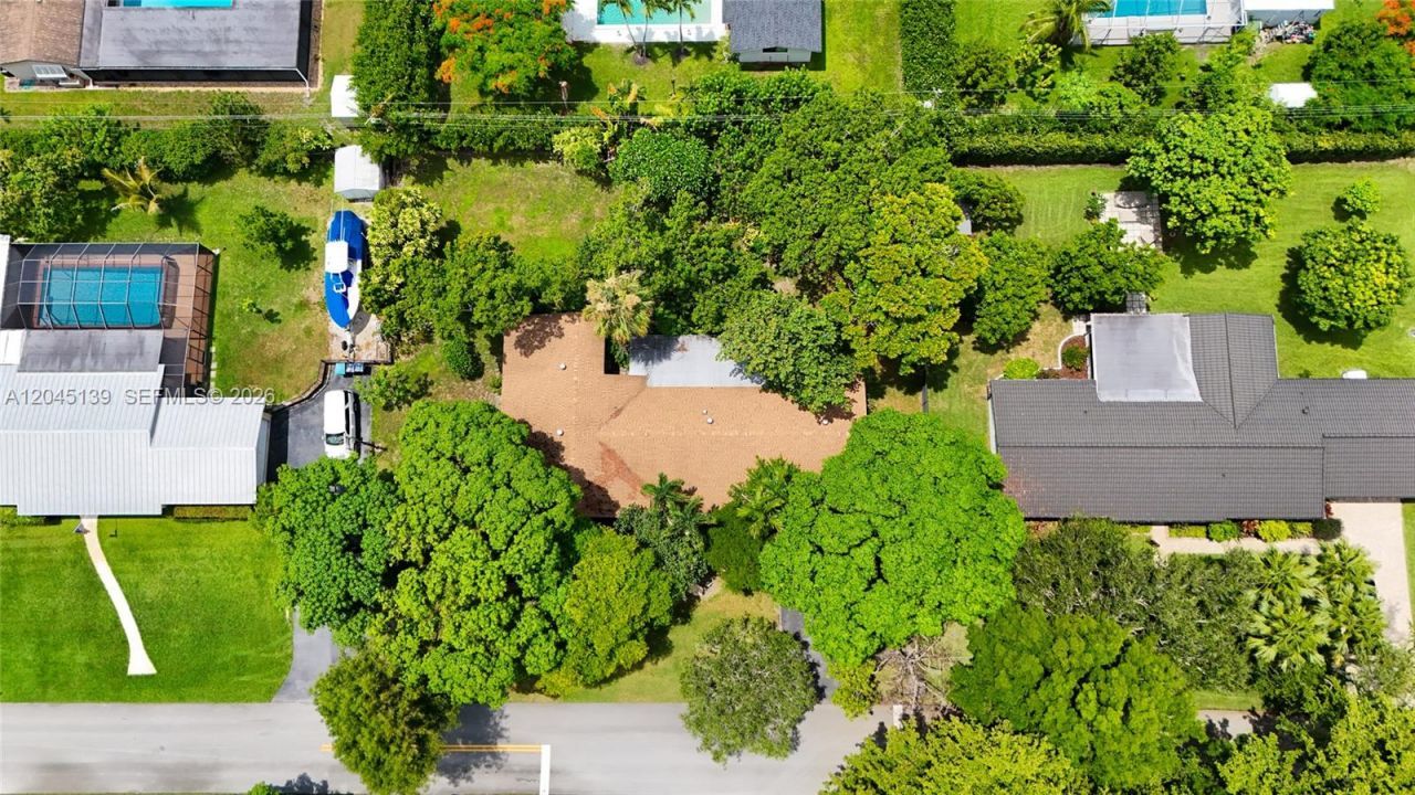 8340 SW 151st St, Palmetto Bay, FL 33158 Photo