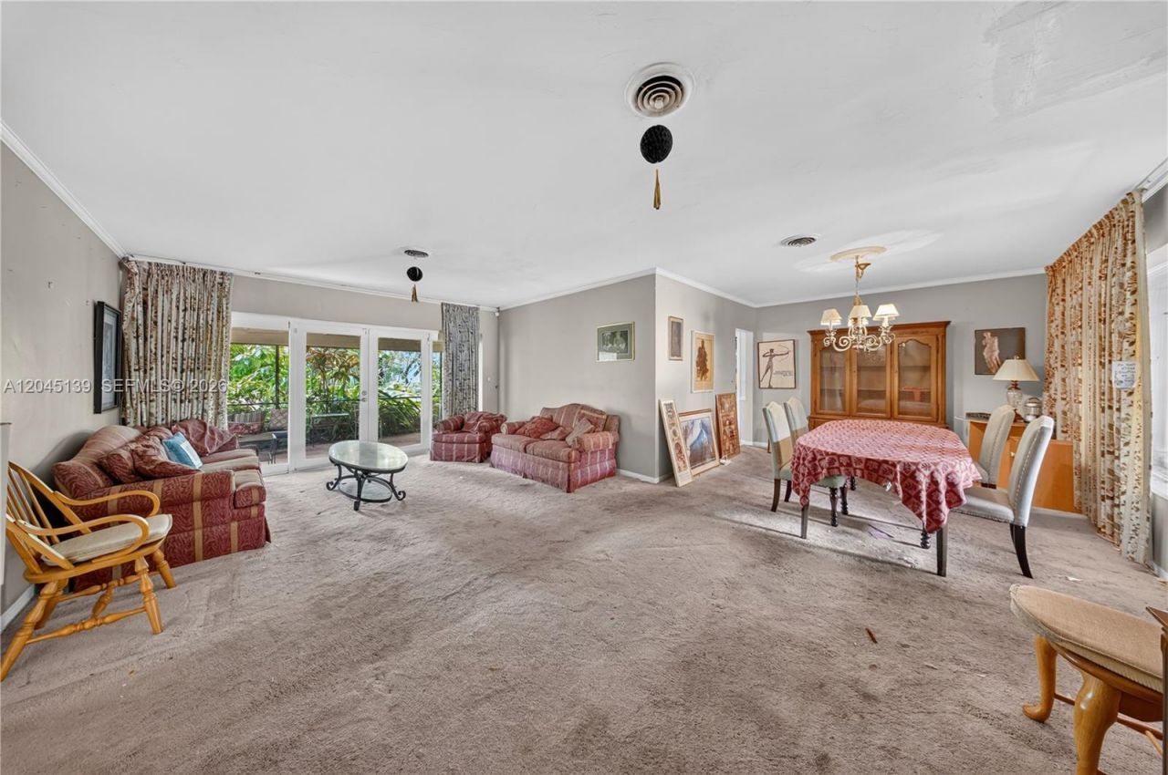 8340 SW 151st St, Palmetto Bay, FL 33158 Photo