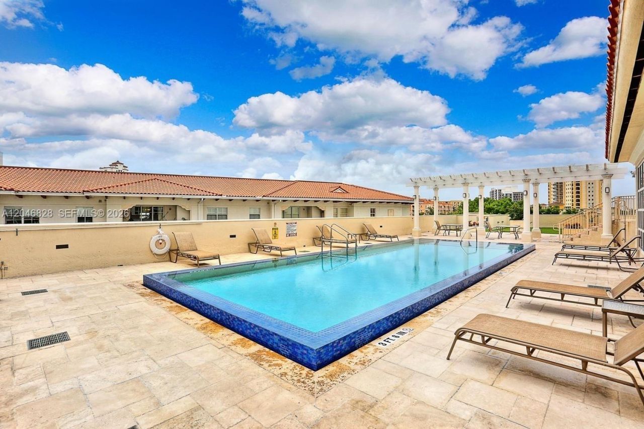 2030 S Douglas Rd , Unit 716, Coral Gables, FL 33134 Photo