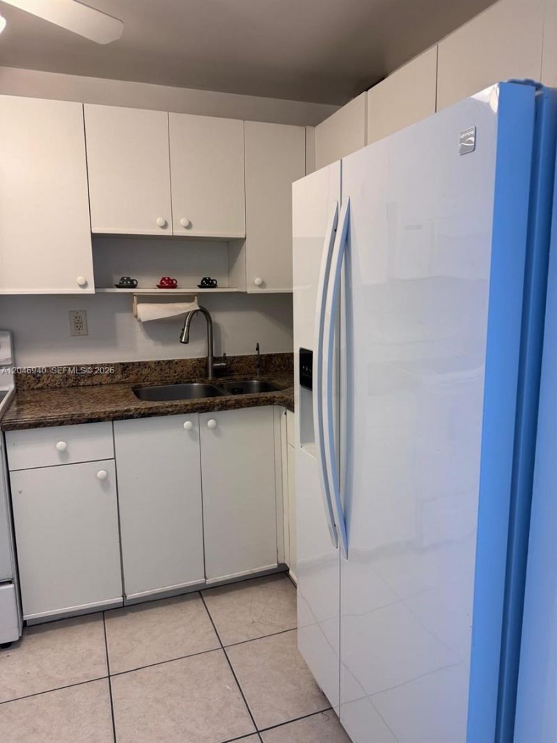 1725 W 60th St , Unit F222, Hialeah, FL 33012 Photo