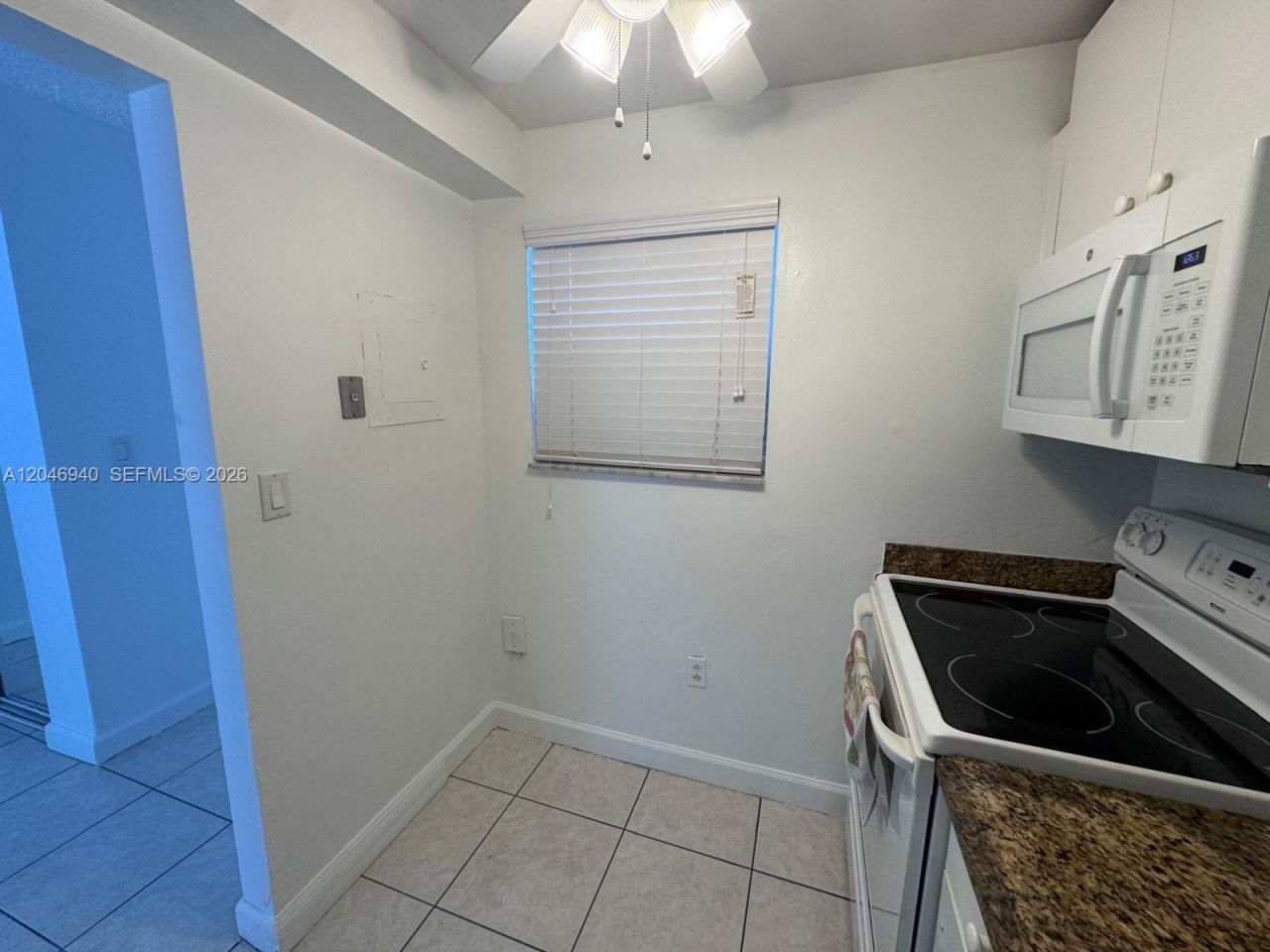 1725 W 60th St , Unit F222, Hialeah, FL 33012 Photo