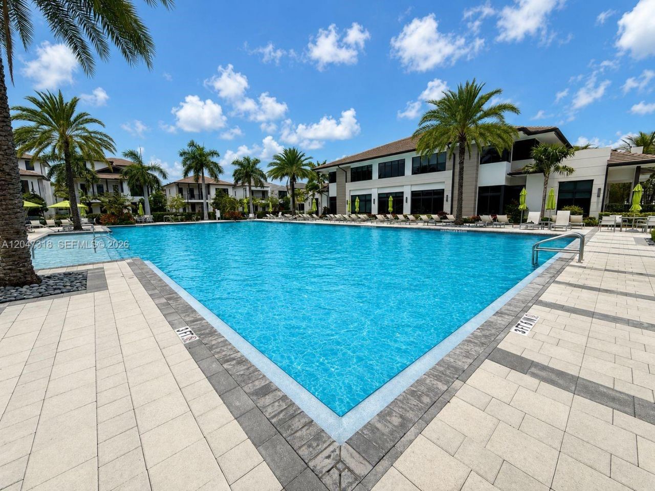 4605 NW 83rd Path, Doral, FL 33166 Photo