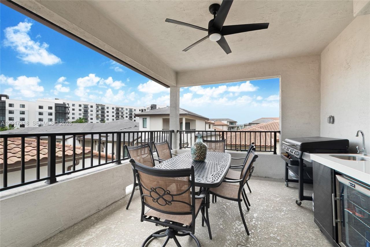 4605 NW 83rd Path, Doral, FL 33166 Photo