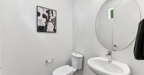 2073 Freya Walk, Sacramento, CA 95835 Photo