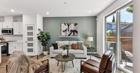 2073 Freya Walk, Sacramento, CA 95835 Photo