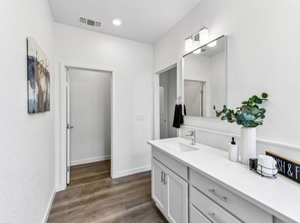 2073 Freya Walk, Sacramento, CA 95835 Photo