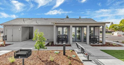2073 Freya Walk, Sacramento, CA 95835 Photo