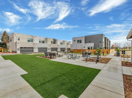 2073 Freya Walk, Sacramento, CA 95835 Photo