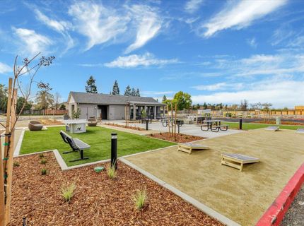 2073 Freya Walk, Sacramento, CA 95835 Photo