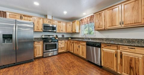 1089 Bowers Avenue, South Lake Tahoe, CA 96150 Photo