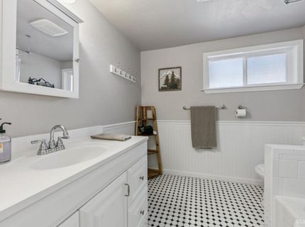 1089 Bowers Avenue, South Lake Tahoe, CA 96150 Photo