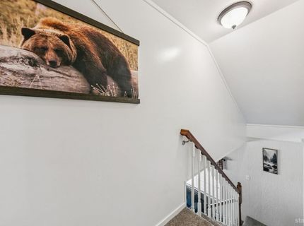 1089 Bowers Avenue, South Lake Tahoe, CA 96150 Photo