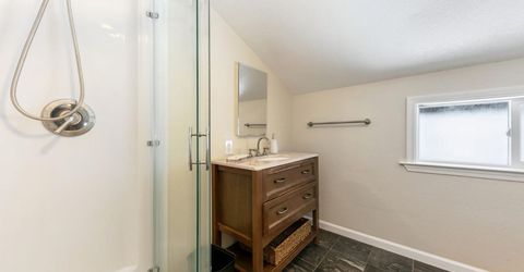 1089 Bowers Avenue, South Lake Tahoe, CA 96150 Photo