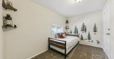 1089 Bowers Avenue, South Lake Tahoe, CA 96150 Photo