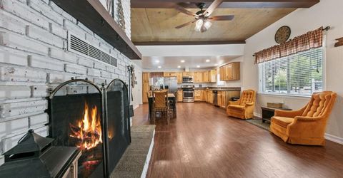 1089 Bowers Avenue, South Lake Tahoe, CA 96150 Photo
