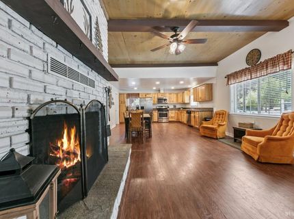 1089 Bowers Avenue, South Lake Tahoe, CA 96150 Photo